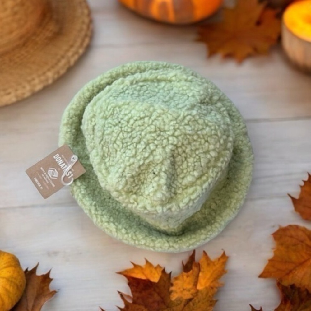 Forever 21 Sherpa Fall Bucket Hat NWT